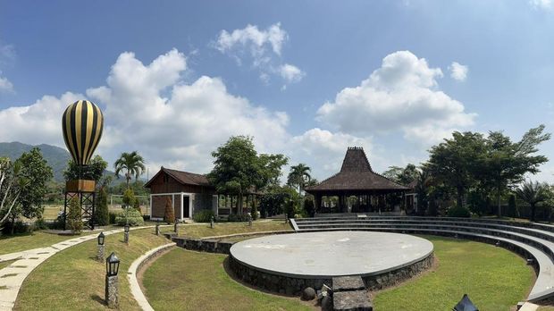 Array,Dari Tadah Hujan ke Desa Wisata ESG: Kisah Sukses Ngargogondo Bersama Pegadaian