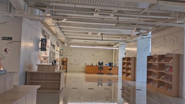 Array,Cara Menuju Perpustakaan Jusuf Kalla UIII dengan KRL dan TransJakarta