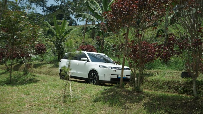 Array,Harga Jaecoo J5 Bisa Rp 200 Jutaan, Bukan Perang Harga tapi...