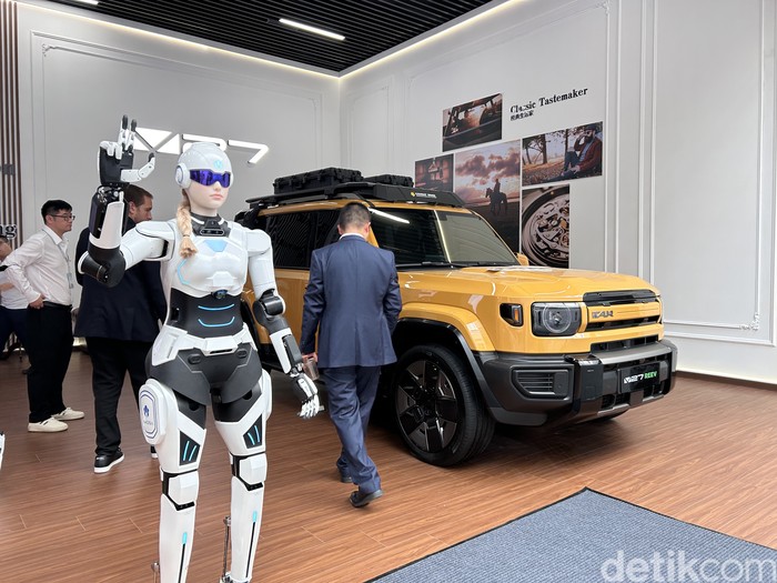 Array,Robot AiMOGA, Disukai Pangeran Mahkota sampai Sales Mobil