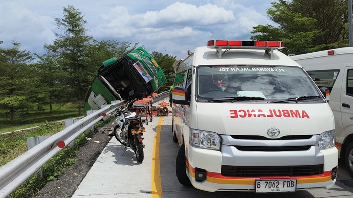 Array,Kenapa Kecelakaan Maut Bus Terulang Terus?