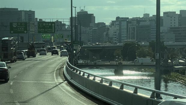 Array,Harusnya Gratis, 90% Pemobil di Jepang Malah Tetap Mau Bayar saat Tol Ada Gangguan