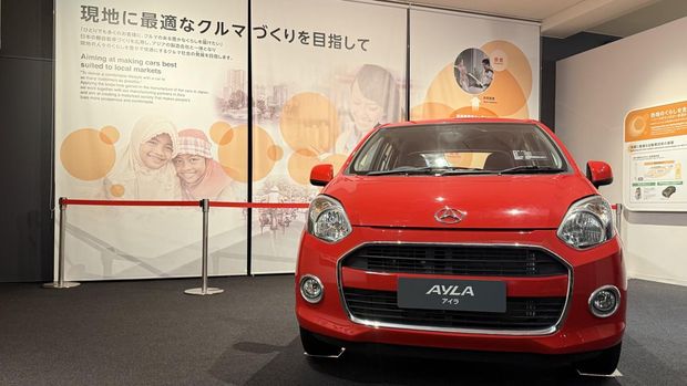 Array,Mobil LCGC Daihatsu Ayla Mejeng di Jepang
