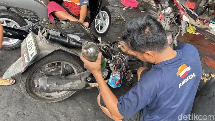 Banyak Motor Brebet usai Isi Pertalite, Ini Kata Pertamina, 17 Posko Keluhan Pertamina, Surabaya, Kab. Sidoarjo, Kab. Lamongan, Kab. Gresik, Kab. Bojonegoro, Kab. Tuban, Kab/Kota. Kediri