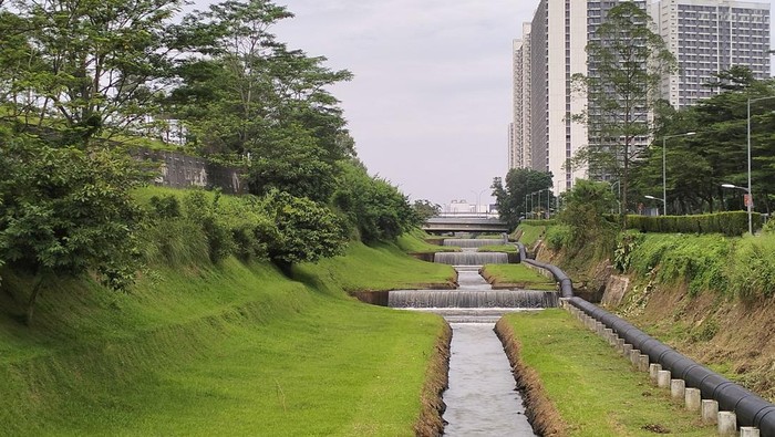 Rute Menuju Air Terjun Viral di Serbaraja Toll Park BSD, Bisa Naik KRL, Rute ke Serbaraja Toll Park Naik KRL, Transportasi Umum ke Serbaraja Toll Park, Angkot & Bus BSD Link, Area Parkir untuk Pengunjung Mobil dan Motor, Rekomendasi Waktu Berkunjung, Tips Berkunjung ke Serbaraja Toll Park, Kenapa Harus ke Serbaraja Toll Park?