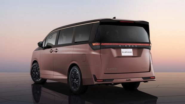 Array,Nissan Elgrand Bangkit Lagi, Tantang Alphard-Vellfire Cs