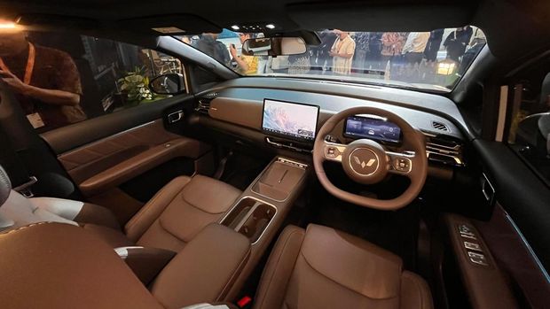 Spesifikasi Wuling Darion: Ada Varian EV dan PHEV, Harga Mulai Rp 356 Juta, Desain dan Dimensi, Mesin dan Performa, Fitur dan Interior, Safety dan ADAS, Harga dan Pilihan Warna
