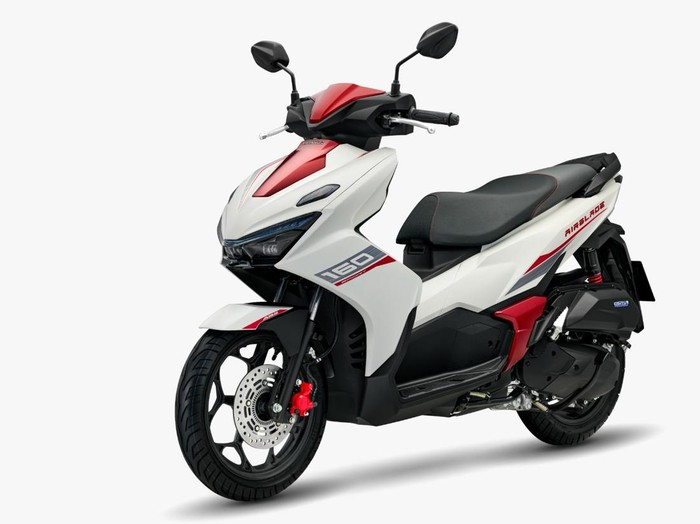 Array,Cocok buat Lawan Yamaha Aerox, Honda Airblade 160 Masuk RI?