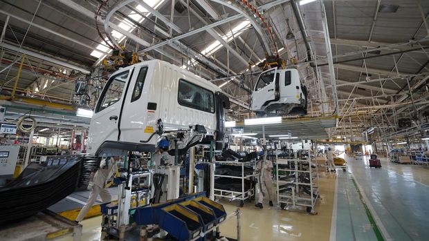 Array,Pabrik Fuso di Indonesia Bisa Produksi Truk Listrik, tapi...