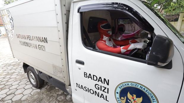Array,Sopir Mobil MBG Diusulkan Pakai Kostum Power Rangers, Ini Alasannya