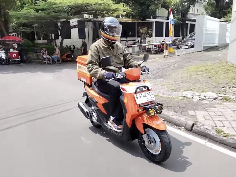 Array,Modifikasi GEAR ULTIMA X Warkopolim Usung Konsep Skutik Cargo 'Kalcer'