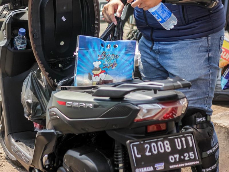 Array,Grebek Pasar Rame di Gresik, Yamaha Buktikan Ketangguhan GEAR ULTIMA