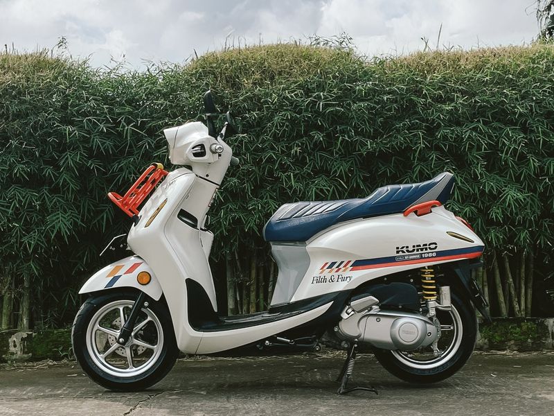 Pilihan Modifikasi Yamaha Grand Filano, dari Kalcer sampai Racing, Kalcer Japan Style, Retro Racing Look, Rally Scooter, Adventure Style