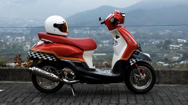 Pilihan Modifikasi Yamaha Grand Filano, dari Kalcer sampai Racing, Kalcer Japan Style, Retro Racing Look, Rally Scooter, Adventure Style