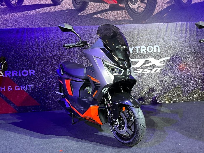 Array,Polytron Bikin Portable Fast Charger Motor Listrik, Dijual Mulai 2026