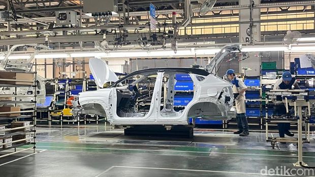 Array,Butuh 8,5 Jam untuk Produksi 1 Unit Suzuki Fronx di Cikarang