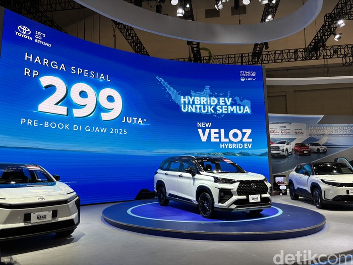Array,Seberapa Irit Toyota Veloz Hybrid?