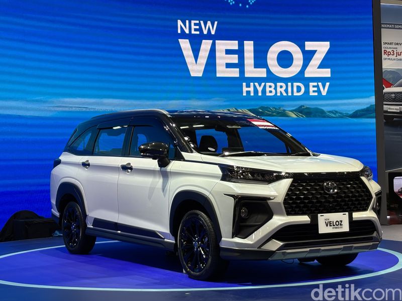 Array,Toyota Veloz Hybrid Meluncur, Harga Mulai Rp 299 Juta