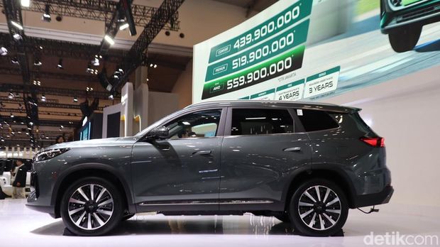 Array,Bukan Mobil Listrik, Penjualan Mobil Hybrid Diprediksi Melejit di Indonesia