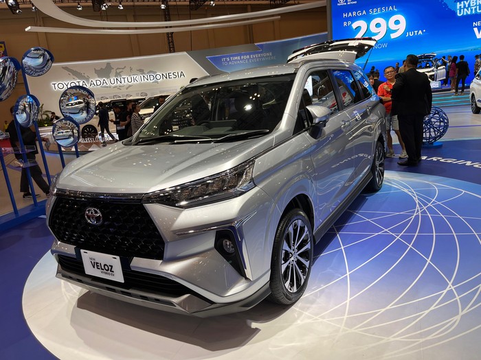 Array,Ternyata Toyota Veloz Hybrid Tipe Ini yang Paling Banyak Dibeli Orang Indonesia