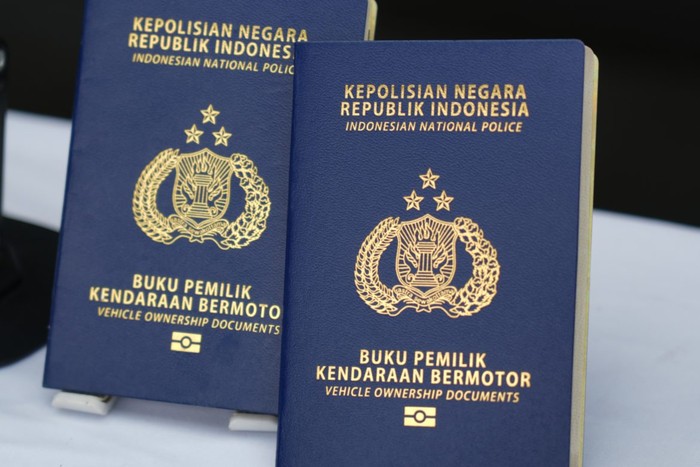 Array,Tahun Depan Semua Kendaraan Baru Pakai BPKB Elektronik
