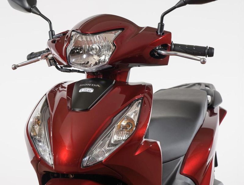 Array,Honda Luncurkan Skutik Baru Sekelas BeAT, Segini Harganya