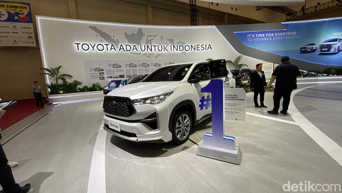 Array,Diskon Toyota Innova Zenix di GJAW
