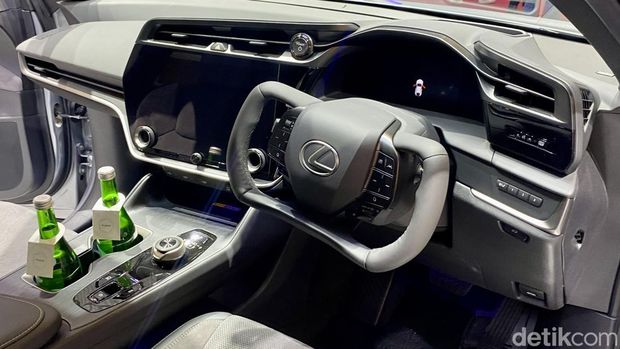Array,Pakai Setir Seperti Pesawat, Segini Harga Lexus RZ 500e di RI