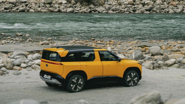 Array,Dites Tabrak, SUV Laris Seharga Rp 209 Jutaan Ini Dapat Bintang 5