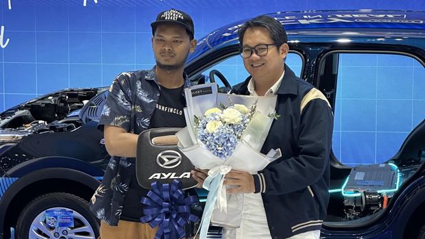 Array,Ini Orang RI yang Beruntung Dapat Ayla Retro Future