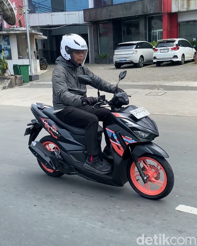 Array,Menjajal Honda Vario 125 Street di Jalur Perkotaan, Begini Rasanya