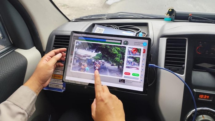 Array,Tilang Kendaraan Nggak Bisa Sembarangan, Petugas Harus Kompeten