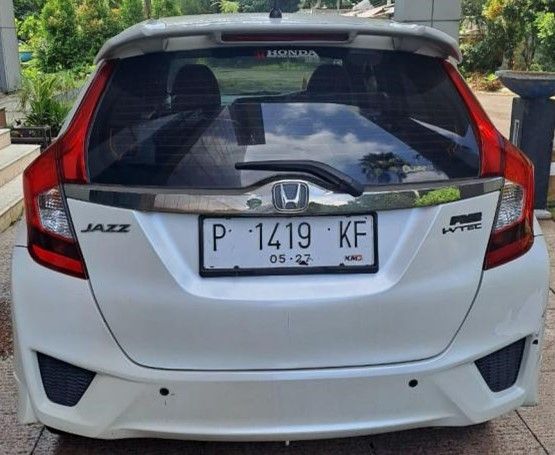 Array,Honda Jazz 2017 Dilelang Mulai Rp 80 Jutaan, Minat?