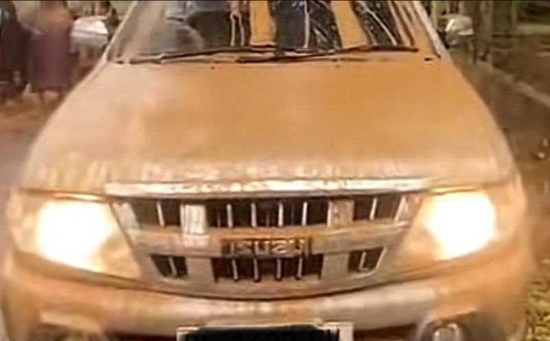 Array,Viral Isuzu Panther Masih Nyala usai Terendam Banjir 10 Jam