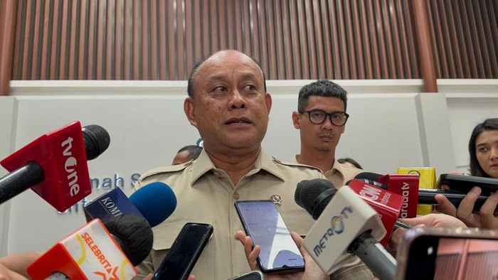 Array,Intip Garasi Kepala BGN Dadan Hindayana