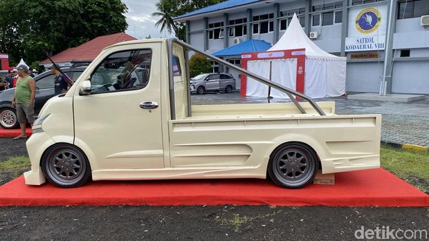 Array,Gran Max Pakai Wajah Xenia, Diceperin, Pakai Pintu Ala Lamborghini