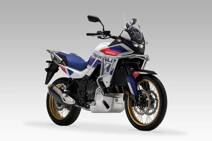 Array,Honda Transalp Edisi Spesial Meluncur, Pakai Livery Retro