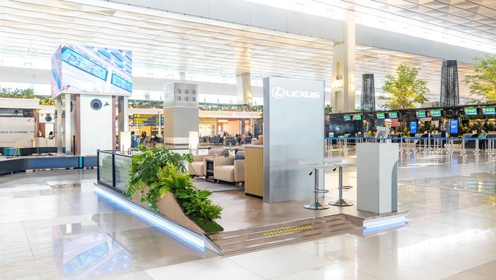 Array,Pemilik Lexus Kini Bisa Nikmati Layanan Aero Concierge di Bandara Soetta