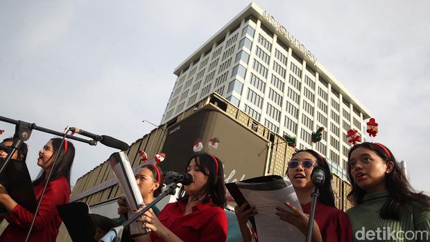 8 Spot Terbaik Menikmati Malam Tahun Baru 2026 di Jakarta, 1. Monumen Nasional (Monas), 2. Kota Tua Jakarta, 3. Bundaran HI, 4. Lapangan Banteng, 5. Central Park Mall, 6. Pantjoran Chinatown, 7. Sarinah, 8. Gelora Bung Karno (GBK)