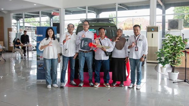 Array,Ini Sosok Guru yang Beruntung Beli Ayla Dapat Hadiah Gran Max Taft