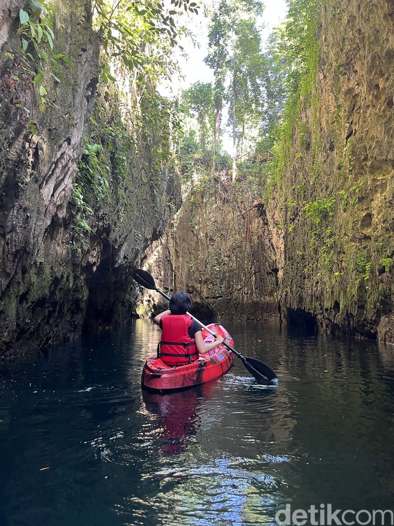 Array,Liburan ke Maratua, Kunjungi Hidden Gem Gua Gumantung