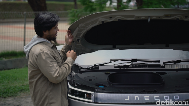 Jajal Jaecoo J5 EV: Rasanya 'Semurah' Harganya?, Harga Jaecoo J5 EV, Desain Ala SUV Eropa, Akomodasinya Juara!, Fitur yang Terasa Serius untuk Mobil di Bawah Rp 300 Juta, Performa Listrik yang Kuat, Ditopang Baterai Besar dan Jarak Tempuh Nyata, Impresi Berkendara ke Arah Nyaman, Bukan Fun!, Kekurangan Jaecoo J5 EV yang Perlu Diketahui Sejak Awal, Jadi, Apakah Jaecoo J5 EV Worth It?