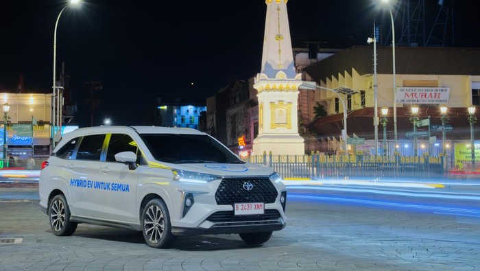 Array,Update Penjualan Veloz Hybrid, Bos Toyota Minta Maaf Duluan