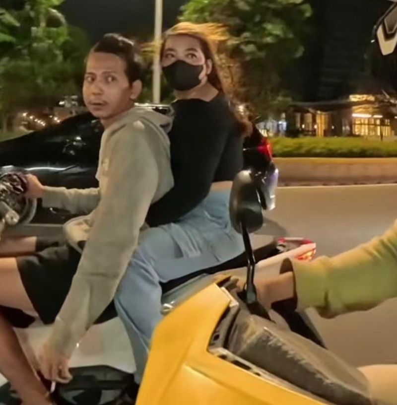 Array,Sok Jagoan! Pemotor di Sudirman Ngamuk Usai Ditegur Jangan Ngerokok