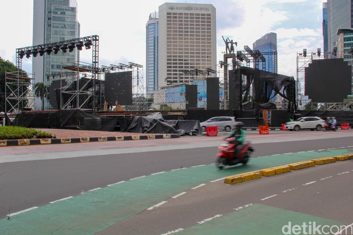 Array,Lokasi Parkir Tahun Baruan di Jakarta