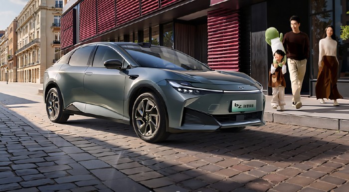 Array,Toyota Luncurkan Mobil Listrik Rp 200 Jutaan