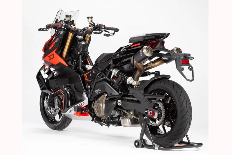 Array,Italjet Dragster 459 Meluncur: Pakai Penggerak Rantai, Harga Rp 190 Jutaan