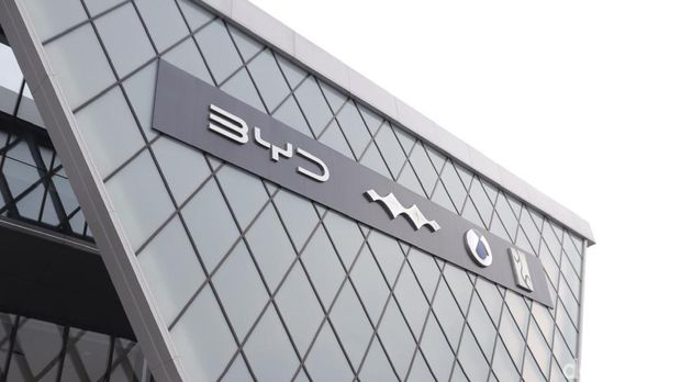 Array,Lompatan Teknologi BYD: Megawatt Charger dan Super e-Platform