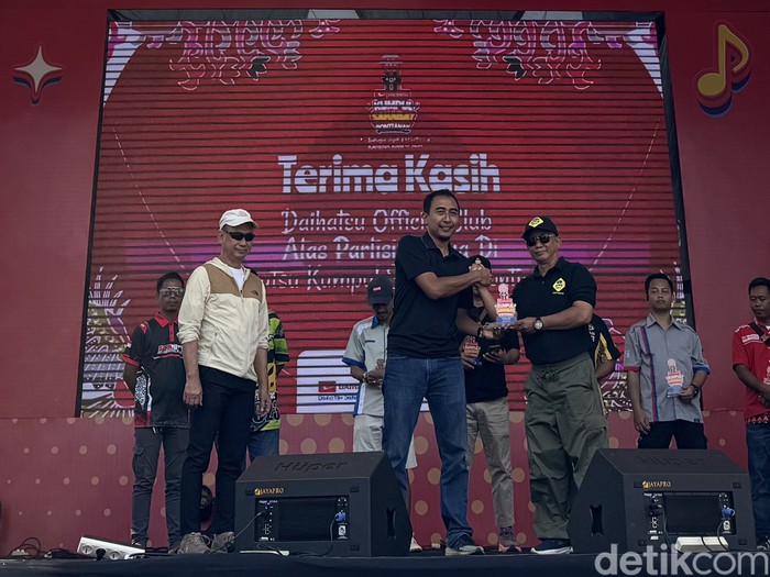 Array,Komunitas Mobil Lawas Meriahkan Daihatsu Kumpul Sahabat Pontianak