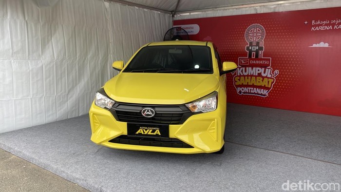 Array,Baru Mau Beli Mobil Pertama Kali? Mending Pikirin Ini Dulu Deh!